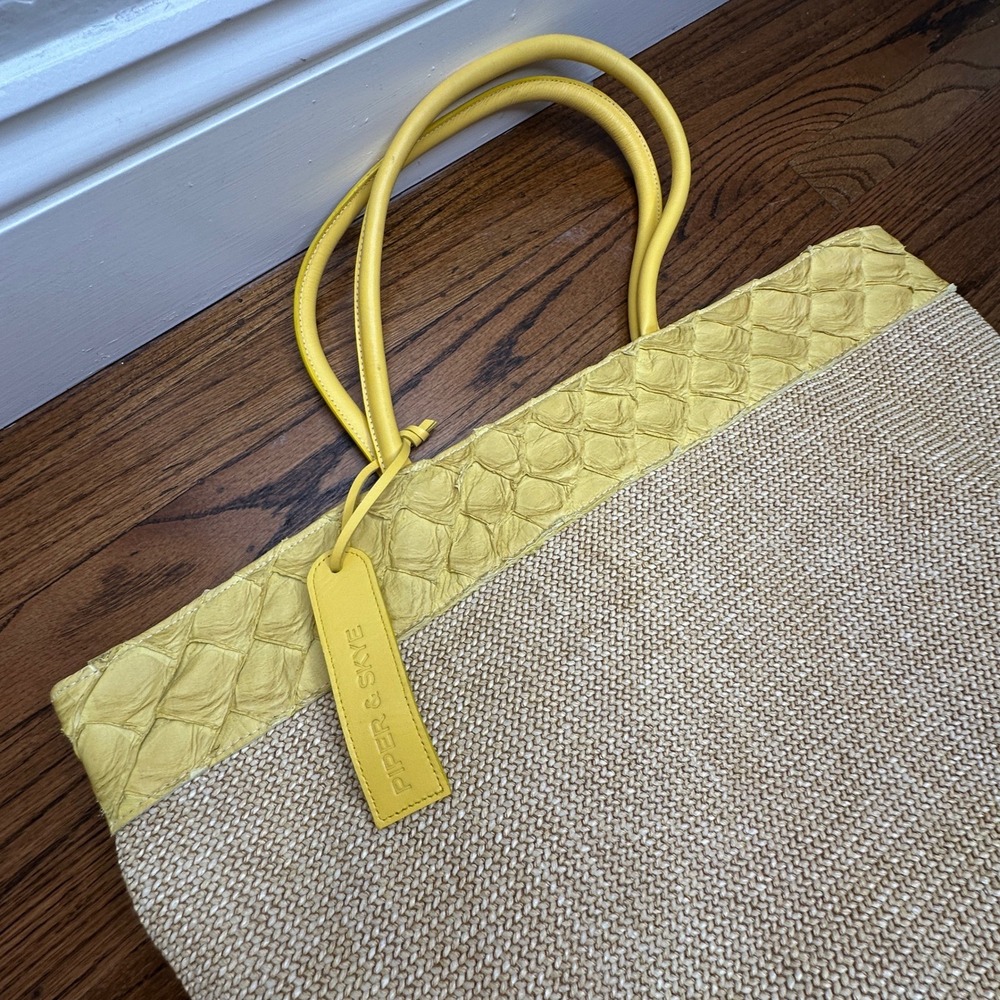 Piper & Skye Rio Beach Bag in Honey Yellow Pirarucu Leather Raffia Large Tote - Picture 3 of 9